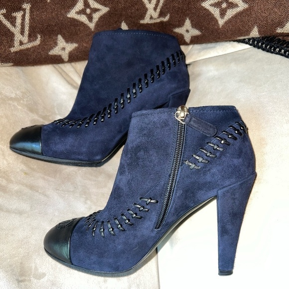 CHANEL Navy and Black Ankle Boots - Picture 8 of 13